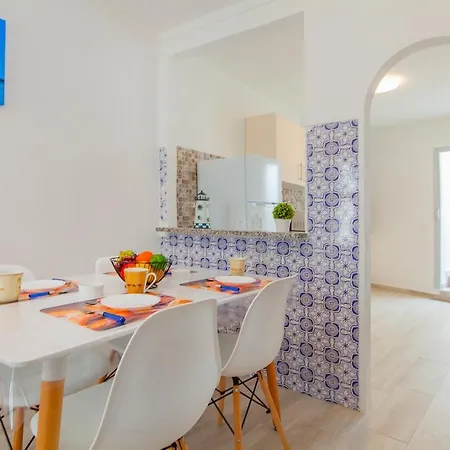 B21 - Oliveira Cozy Flat Apartment Lagos